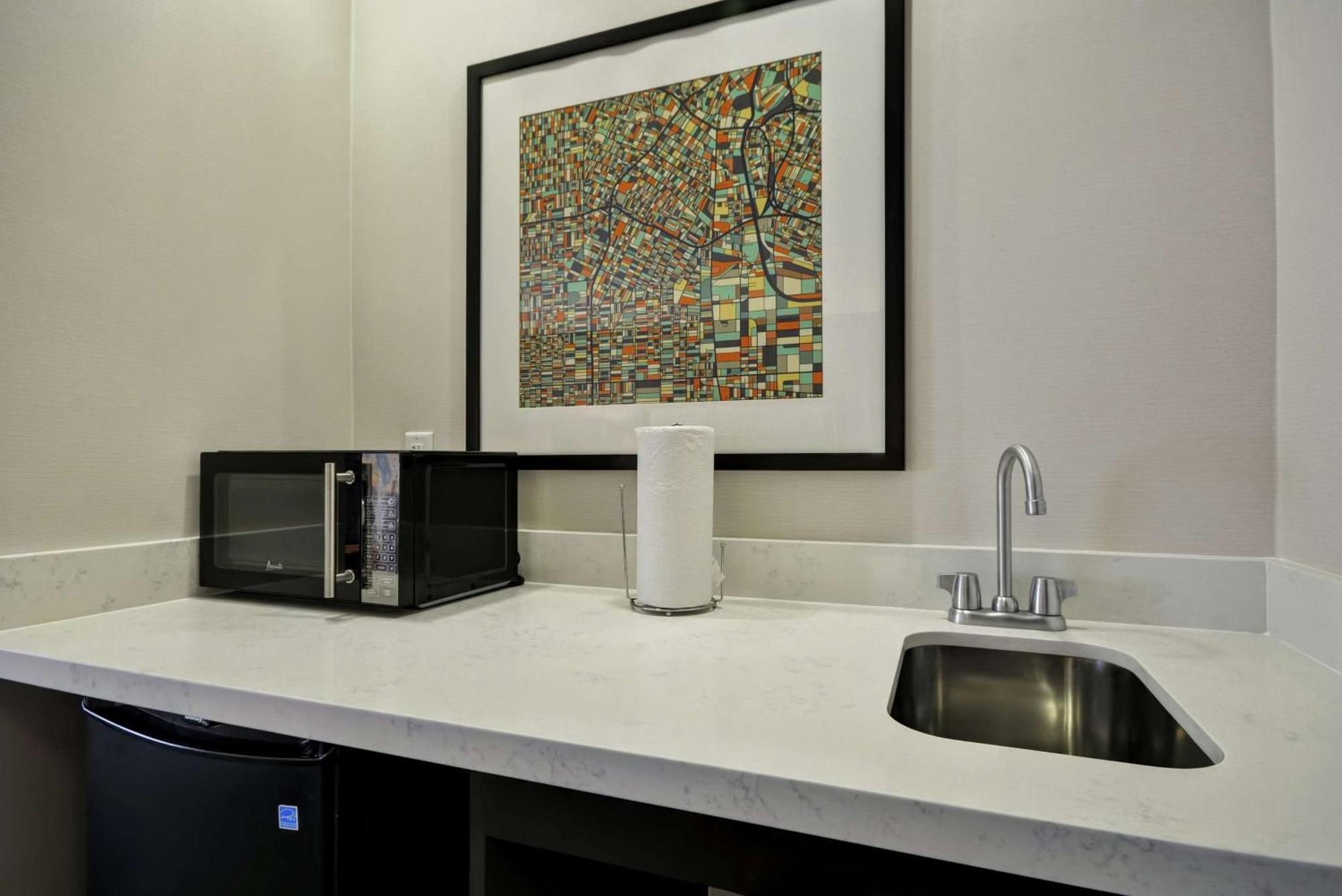 Hampton Inn & Suites Los Angeles Burbank Airport מראה חיצוני תמונה