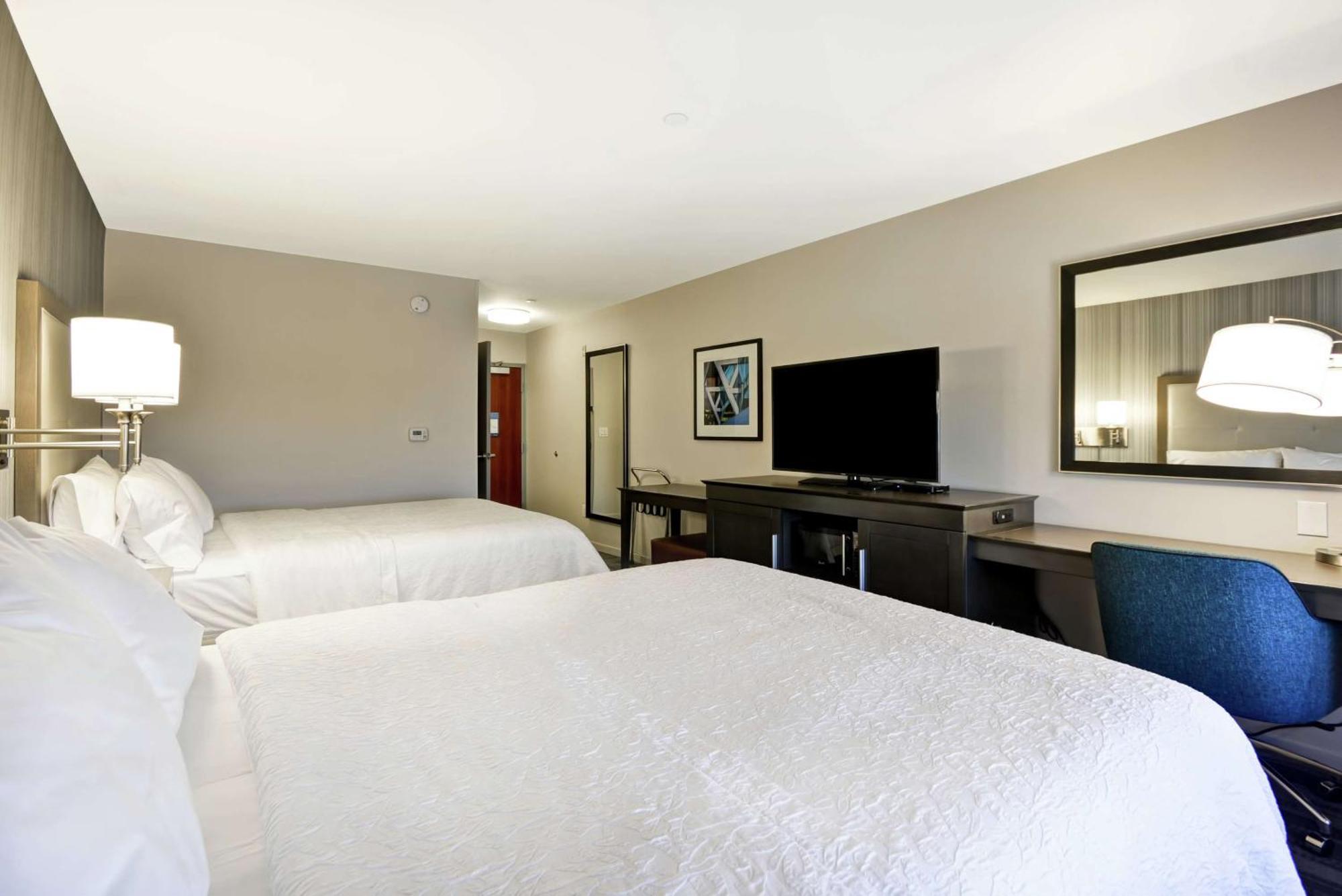 Hampton Inn & Suites Los Angeles Burbank Airport מראה חיצוני תמונה