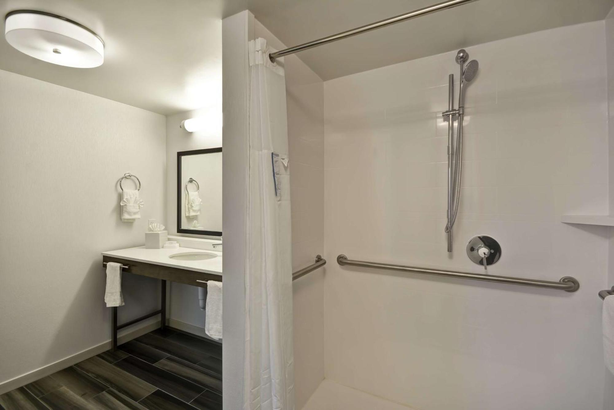 Hampton Inn & Suites Los Angeles Burbank Airport מראה חיצוני תמונה