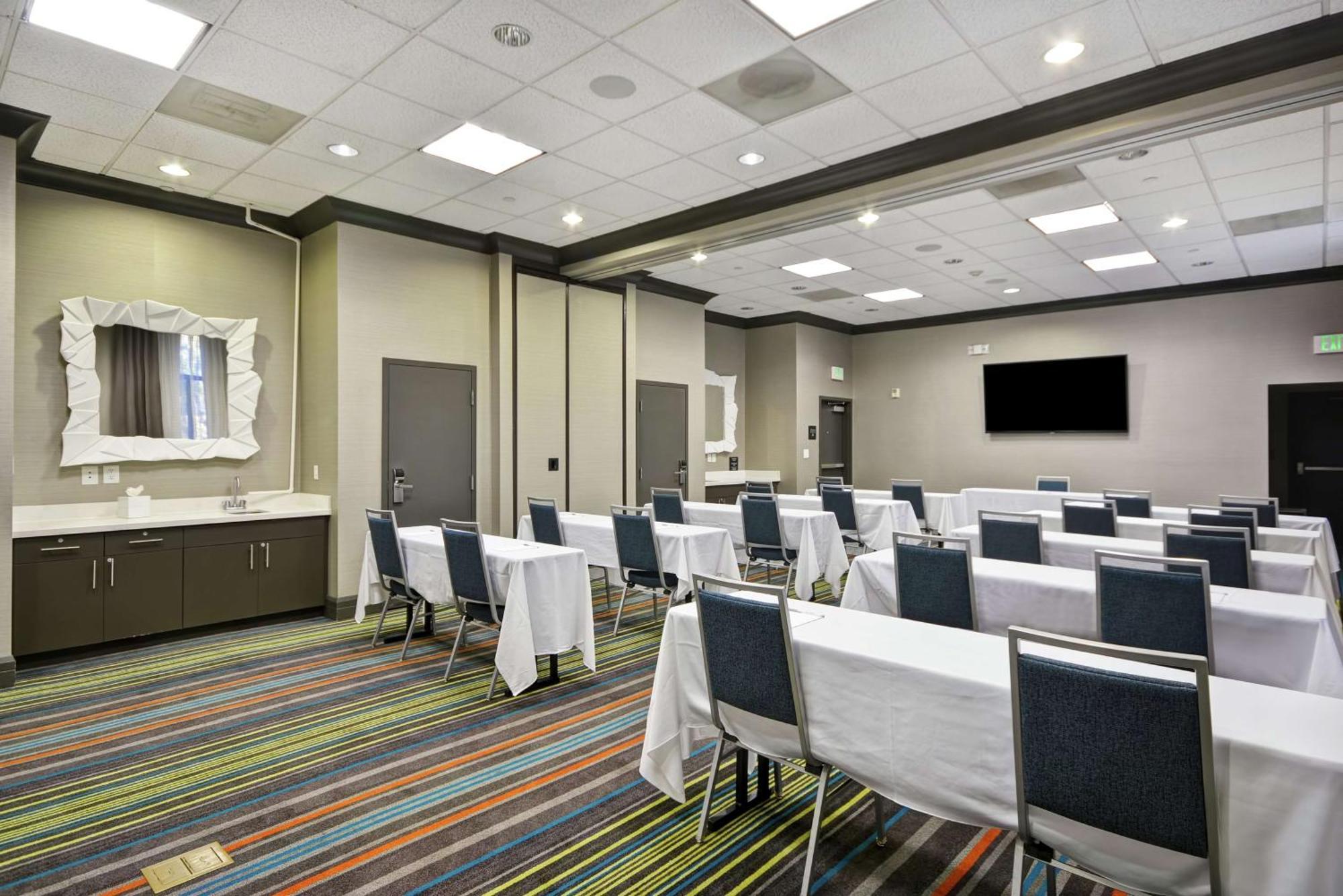 Hampton Inn & Suites Los Angeles Burbank Airport מראה חיצוני תמונה