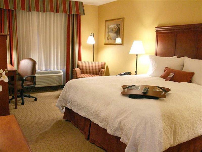 Hampton Inn & Suites Los Angeles Burbank Airport מראה חיצוני תמונה